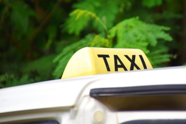 How Much Does a Tonga Airport Taxi Cost?