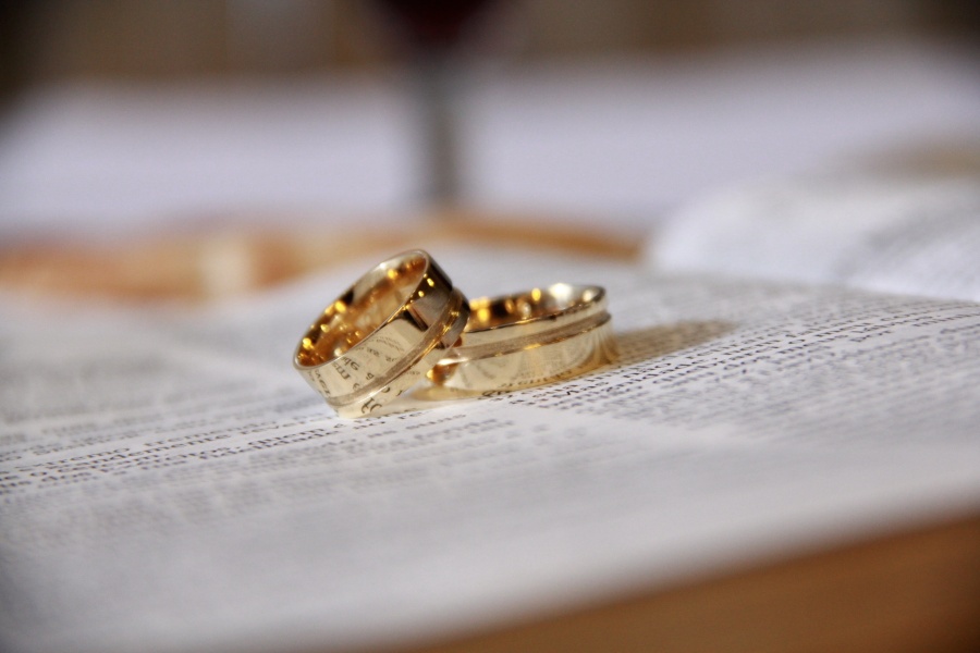 The Wedding & Honeymoon Guide to ‘Eu