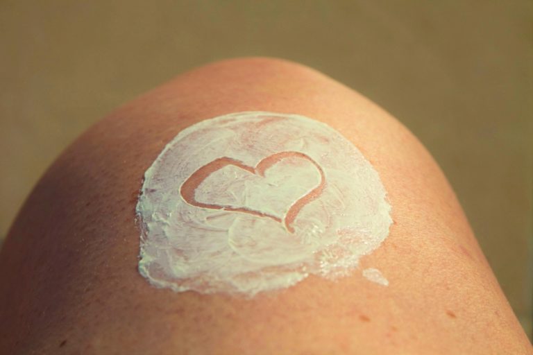 10 Best Natural Sunscreens for Tonga