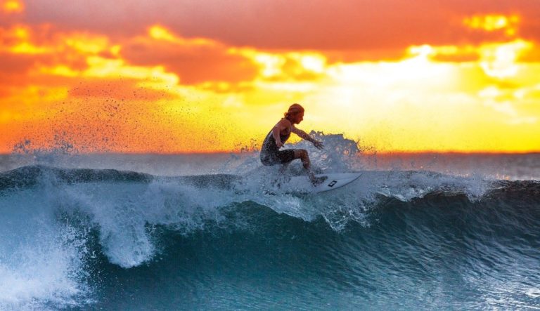 5 Best Places to Surf in Tonga
