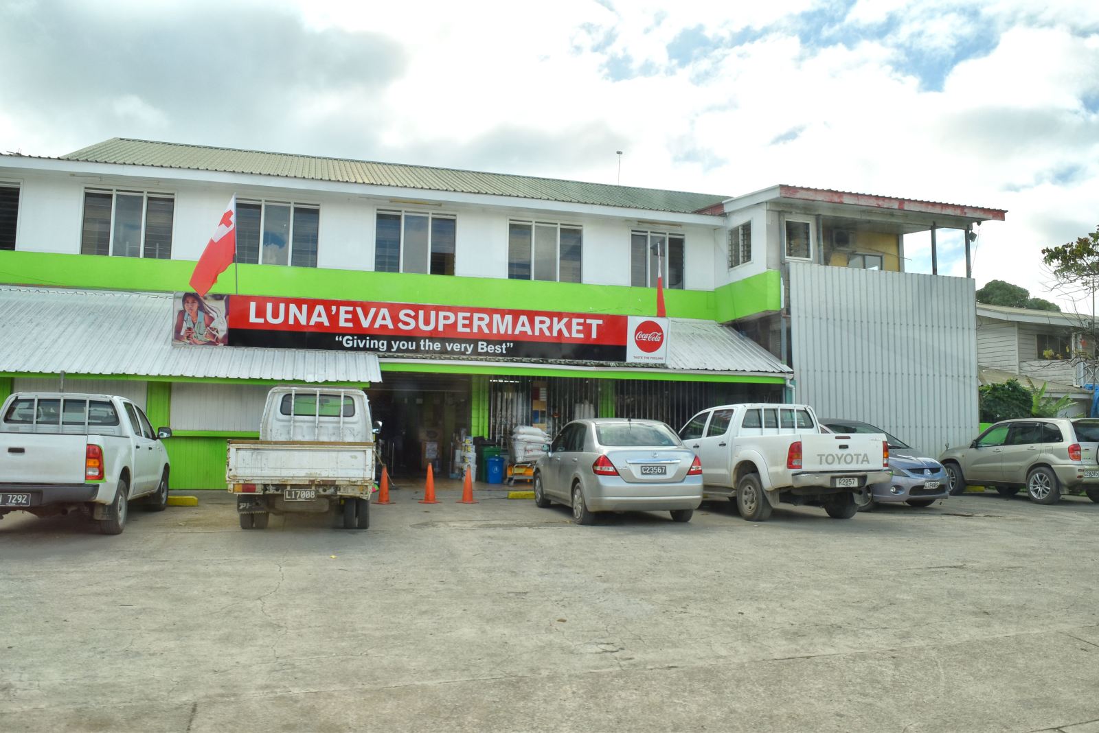 Information, Shops & Services in Tongatapu