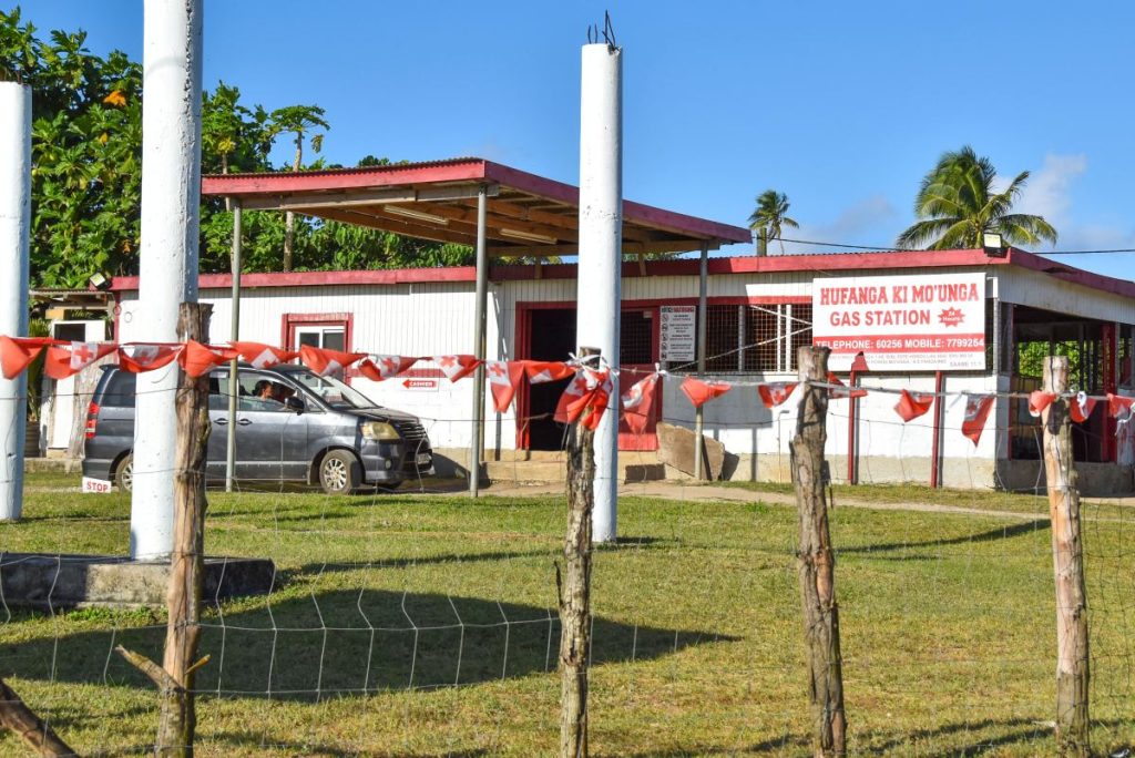 Information, Shops &amp; Services in Ha'apai