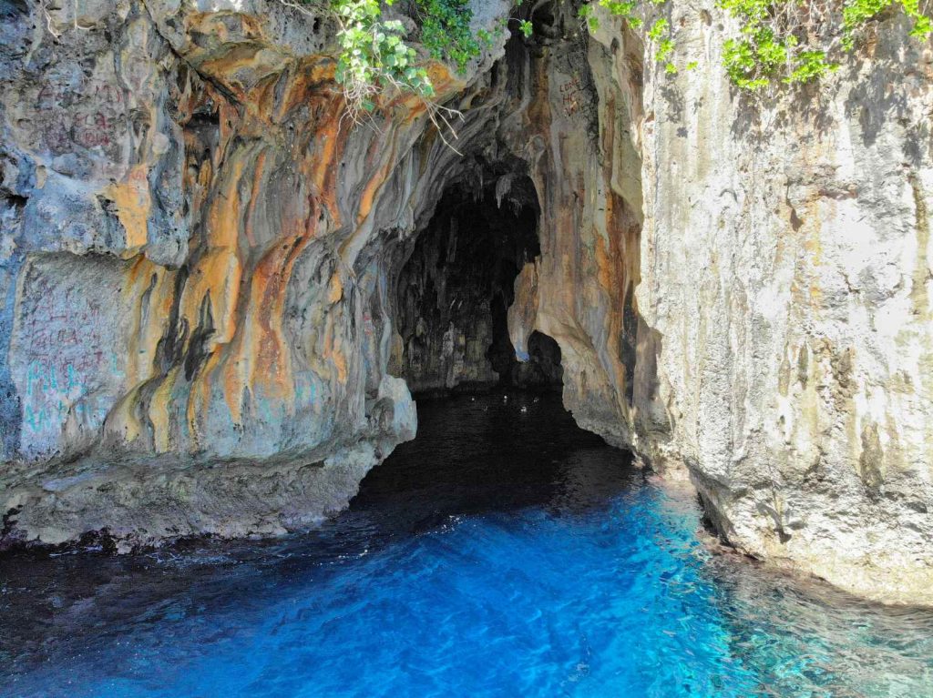 10 Incredible Caves in Tonga