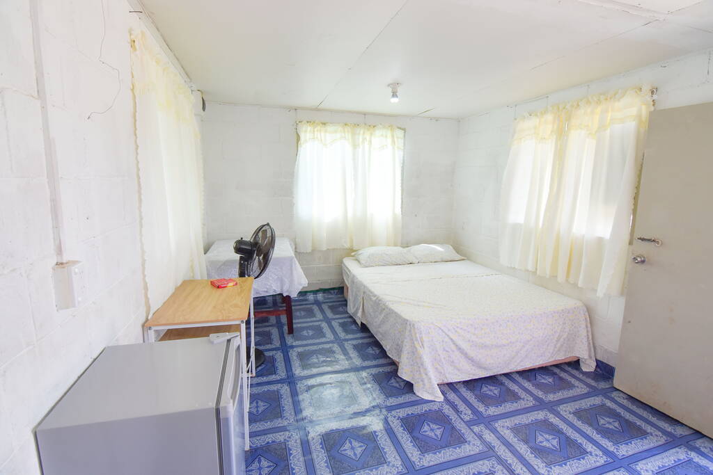 5 Best Guesthouses on 'Eua