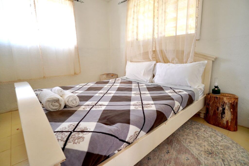 The Family Travel Guide to 'Eua