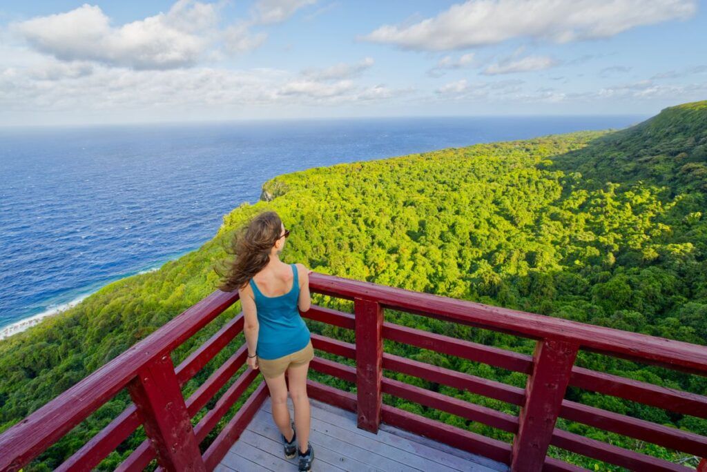 10 Best Places to See Whales in Tonga From Shore