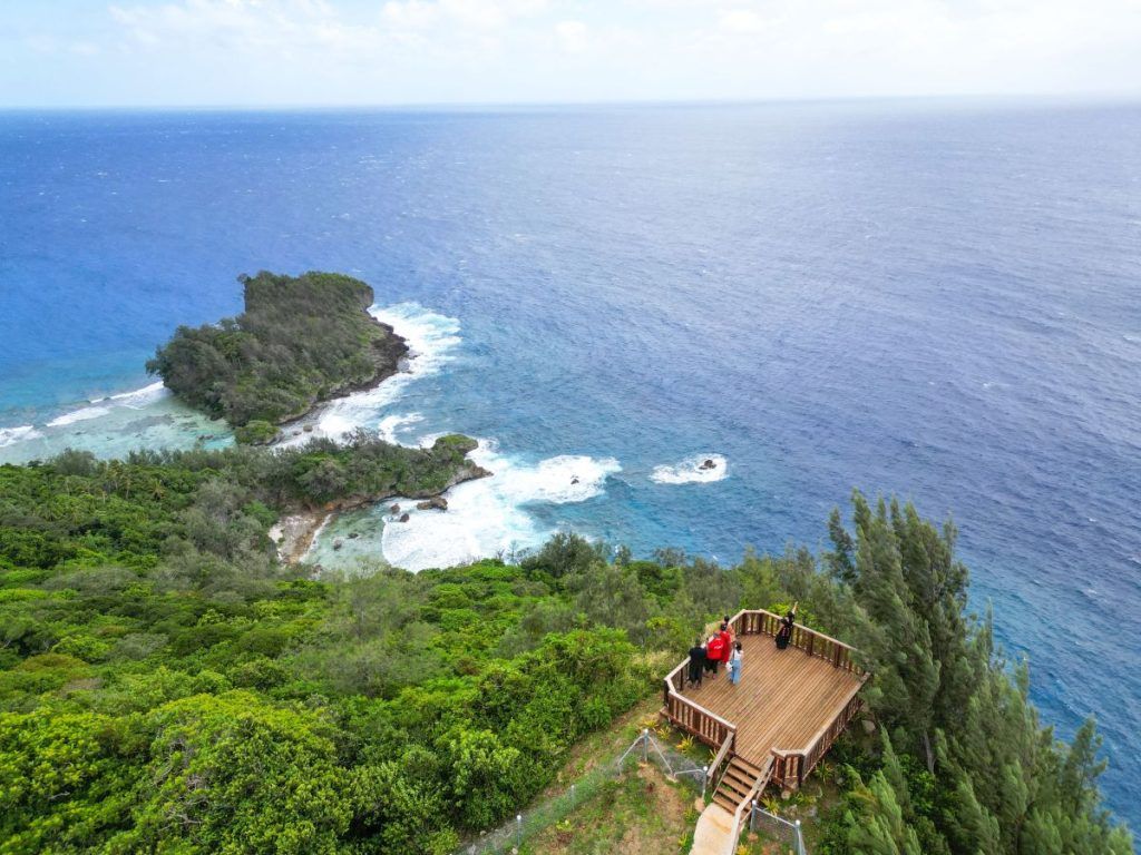 10 Best Places to See Whales in Tonga From Shore