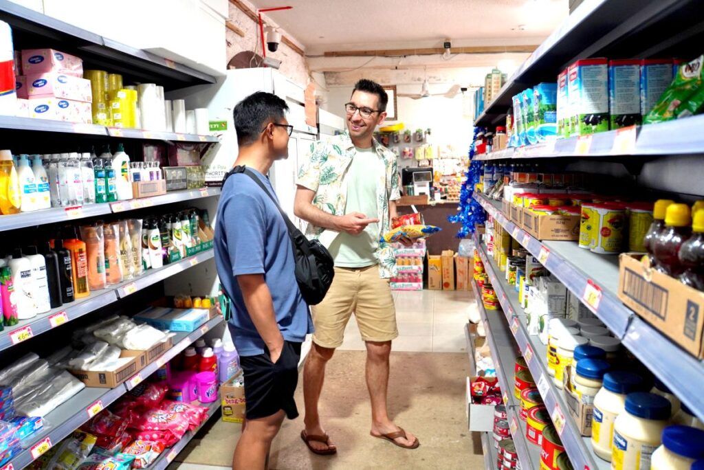 The Cost of Food in Tonga: Restaurant &amp; Grocery Prices