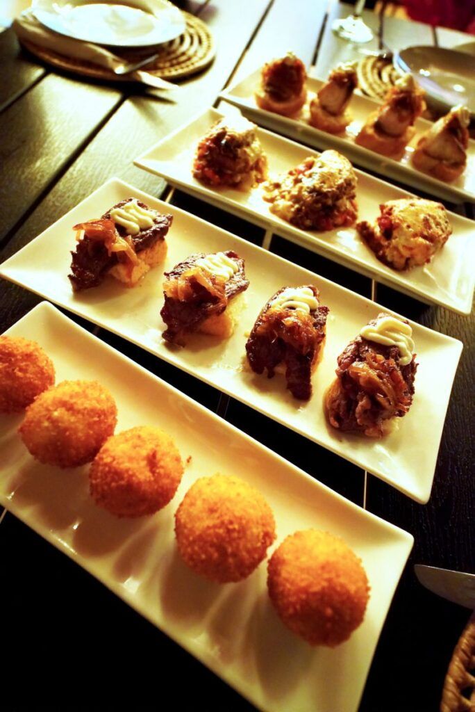 The Food Guide to Vava'u: Places to Eat &amp; Food Tours