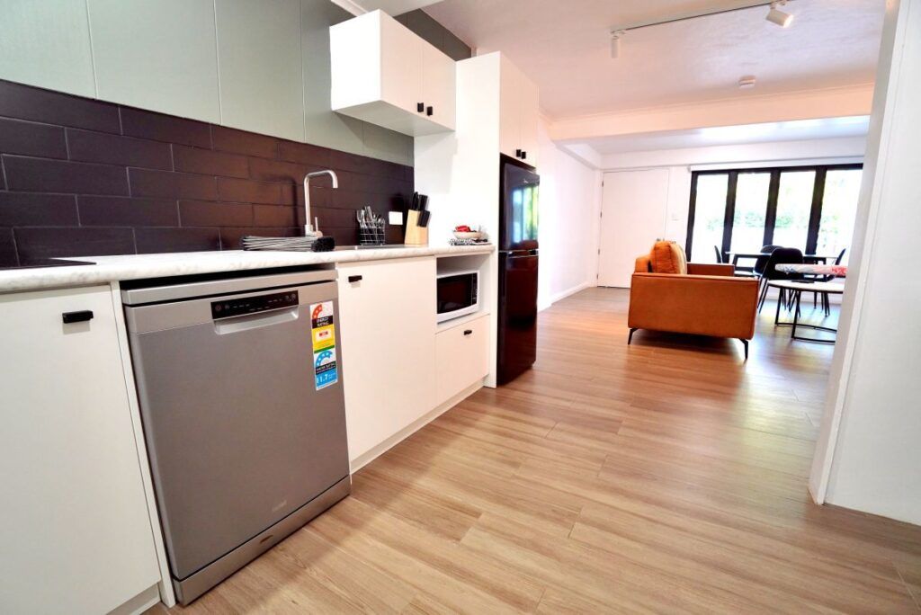 The Food Guide to Tonga: Places to Eat & Food Tours